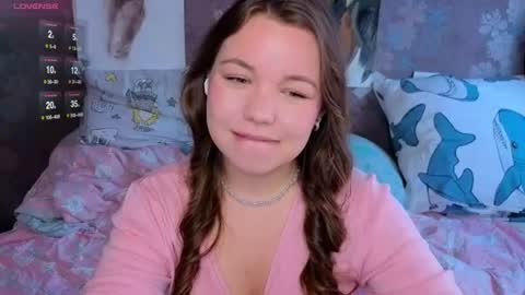 artist Emily online show from July 14, 2026, 3:22 am