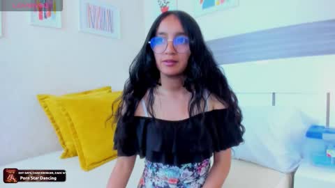 Snapshot of emilyblussh chatting on February 16, 2026, 6:04 pm Emily Bluush online show from February 16, 2026, 6:04 pm