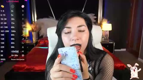 Snapshot of emilycandys chatting on June 20, 2026, 6:49 am Emy online show from June 20, 2026, 6:49 am