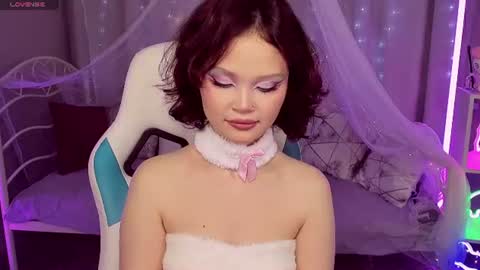 Snapshot of emilychaves chatting on June 14, 2026, 12:51 pm Emilyhaves online show from June 14, 2026, 12:51 pm