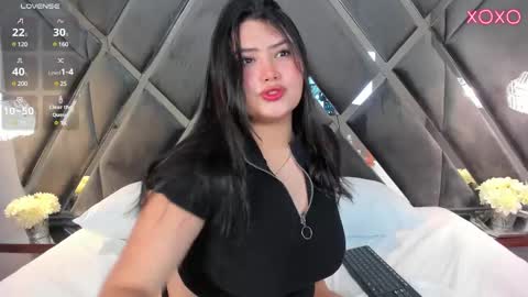 Snapshot of emilycortex chatting on February 15, 2025, 11:50 am Emily online show from February 15, 2025, 11:50 am