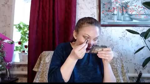 Snapshot of emilydoth chatting on February 21, 2026, 5:19 am EmilyDoth online show from February 21, 2026, 5:19 am