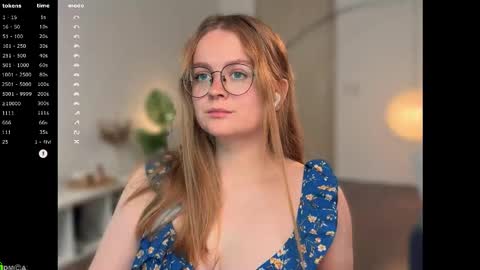 Snapshot of emilyforelsket chatting on November 8, 2025, 12:05 pm Emily online show from November 8, 2025, 12:05 pm