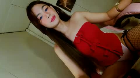 Snapshot of emilyfuckers chatting on September 30, 2025, 10:26 pm ariane online show from September 30, 2025, 10:26 pm