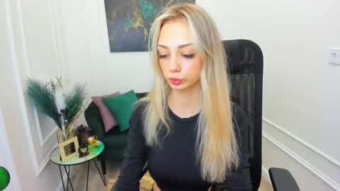 Emily online show from March 18, 2026, 7:50 pm