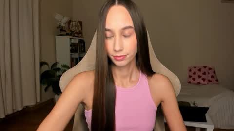 Alina online show from October 23, 2025, 7:23 pm