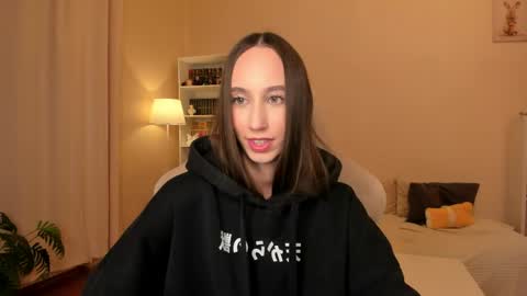 Snapshot of emilyhoston chatting on May 14, 2026, 8:04 pm Alina online show from May 14, 2026, 8:04 pm