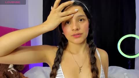 Snapshot of emilyjonss chatting on March 7, 2025, 4:02 am Emily online show from March 7, 2025, 4:02 am