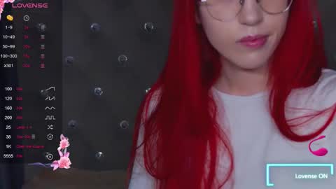 Snapshot of emilykents chatting on September 21, 2025, 12:34 am EmilyKents online show from September 21, 2025, 12:34 am