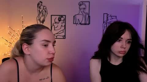 Snapshot of emilynxx chatting on July 11, 2026, 7:16 pm Emma online show from July 11, 2026, 7:16 pm