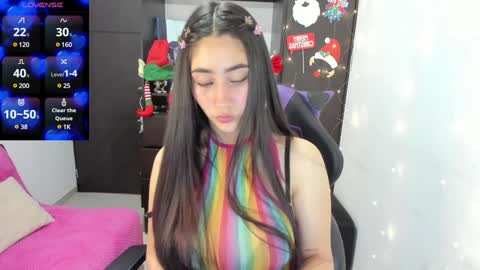 Snapshot of emilytafur chatting on December 4, 2024, 2:26 pm Emy online show from December 4, 2024, 2:26 pm