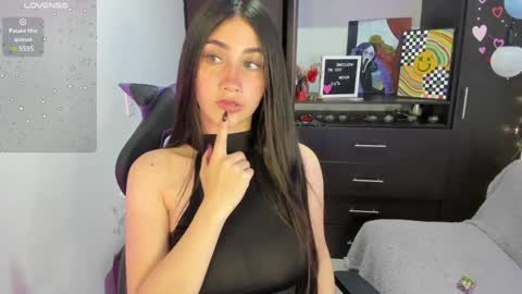 Snapshot of emilytafur chatting on January 10, 2025, 11:29 pm Emy online show from January 10, 2025, 11:29 pm