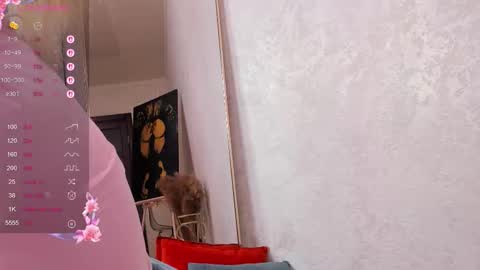 Snapshot of emilytrase chatting on February 21, 2026, 1:39 am Betty online show from February 21, 2026, 1:39 am