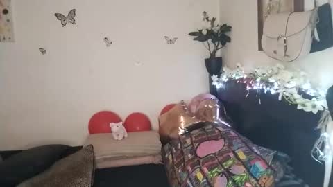 Snapshot of emilywhitee_ chatting on October 31, 2025, 12:44 am Valentina independent model online show from October 31, 2025, 12:44 am