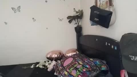 Valentina independent model online show from March 10, 2026, 2:27 am