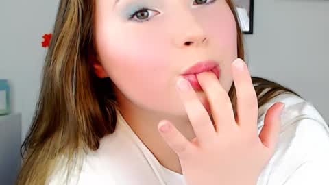 Emily online show from December 11, 2024, 11:10 pm