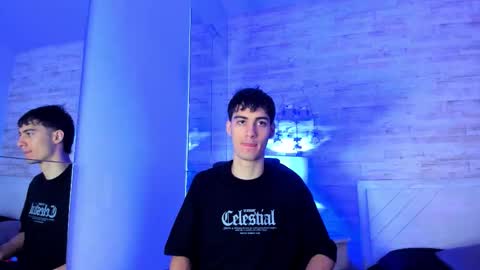 emir_ozan online show from November 28, 2025, 11:24 am