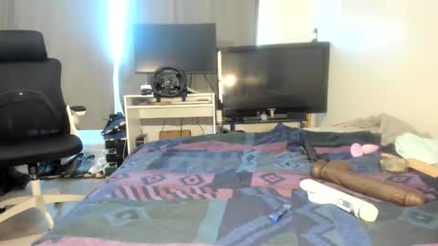 Snapshot of emliyjamesmjb chatting on February 17, 2025, 9:46 am emliyjamesmjb online show from February 17, 2025, 9:46 am