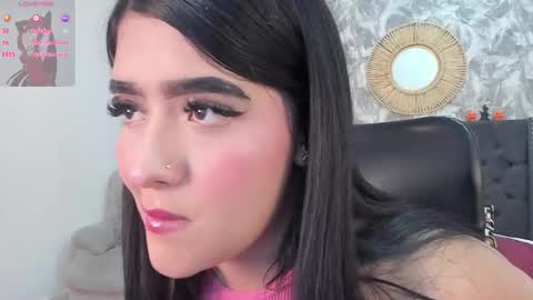 Snapshot of emma_1025 chatting on October 15, 2025, 12:27 pm emma online show from October 15, 2025, 12:27 pm