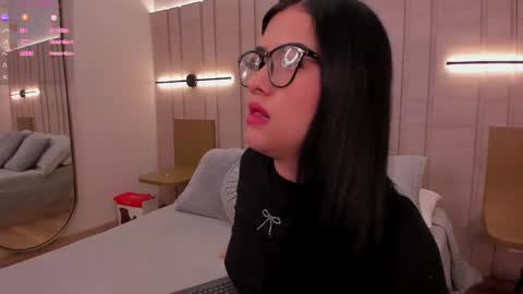 emma  online show from February 13, 2026, 7:32 pm