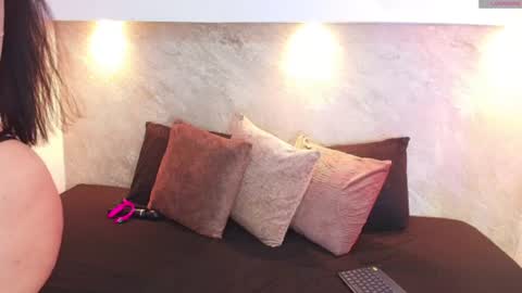Snapshot of emma__becket chatting on June 10, 2026, 4:34 am Emma online show from June 10, 2026, 4:34 am