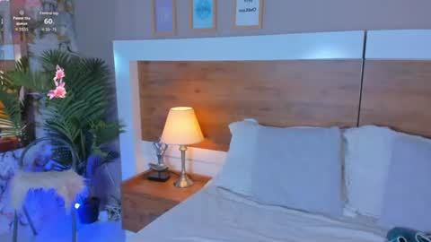 Snapshot of emma_bakker_ chatting on June 26, 2026, 7:24 am Emma online show from June 26, 2026, 7:24 am