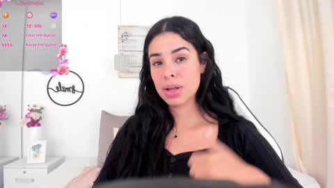 Snapshot of emma_castilloo chatting on December 11, 2024, 1:58 am Emma Castillo online show from December 11, 2024, 1:58 am