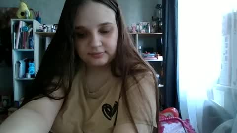 emma_emmochka online show from March 5, 2026, 9:27 am