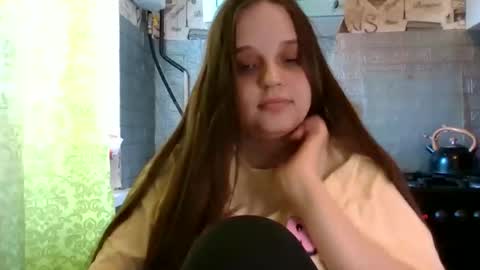 emma_emmochka online show from May 20, 2026, 8:31 am