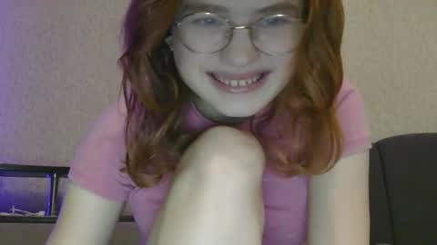 Snapshot of emma_gardens chatting on December 21, 2025, 8:16 pm emma_gardens online show from December 21, 2025, 8:16 pm