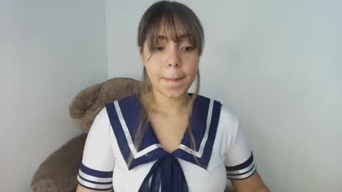 emma_grayys online show from January 6, 2026, 6:17 am