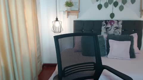 Tell me Emma online show from April 9, 2026, 2:11 pm