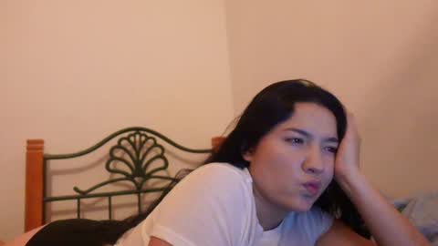 Snapshot of emma_johnson_ chatting on October 10, 2025, 3:49 am emma_johnson_ online show from October 10, 2025, 3:49 am