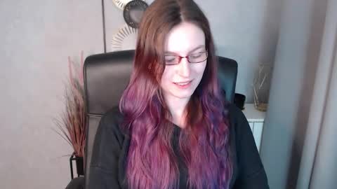 Snapshot of emma_lust94 chatting on January 9, 2025, 6:27 am emma online show from January 9, 2025, 6:27 am