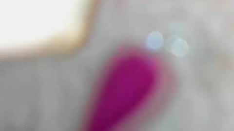 Snapshot of emma_luxx_ chatting on August 4, 2026, 11:35 am Emma online show from August 4, 2026, 11:35 am