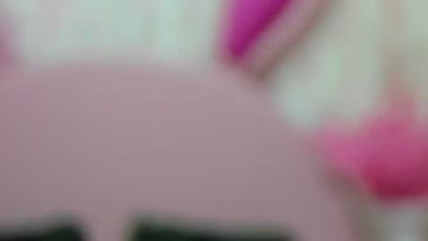 Snapshot of emma_luxx_ chatting on August 6, 2026, 11:34 am Emma online show from August 6, 2026, 11:34 am