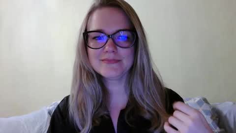 emma_misty_ online show from October 20, 2025, 5:35 pm