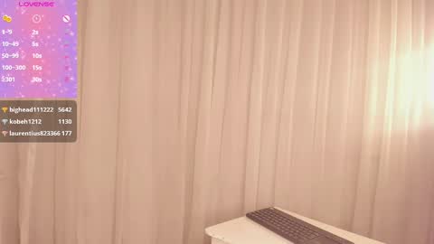 Snapshot of emma_morgann chatting on March 4, 2025, 5:34 pm Emma Morgann online show from March 4, 2025, 5:34 pm