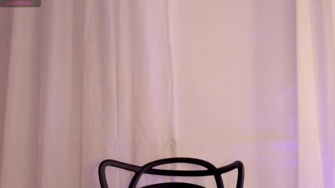 Snapshot of emma_morgann chatting on March 11, 2025, 2:29 pm Emma Morgann online show from March 11, 2025, 2:29 pm