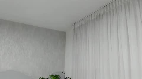 Emma Morgann online show from February 28, 2026, 11:22 am