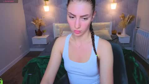 Emma Myer online show from April 30, 2026, 2:07 am