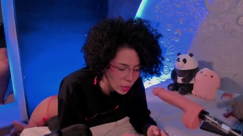 Snapshot of emma_nakamura chatting on January 25, 2025, 10:08 am online show from January 25, 2025, 10:08 am