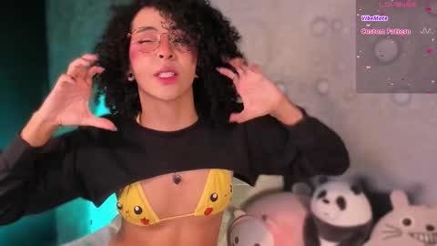 Snapshot of emma_nakamura chatting on October 30, 2025, 10:27 am online show from October 30, 2025, 10:27 am