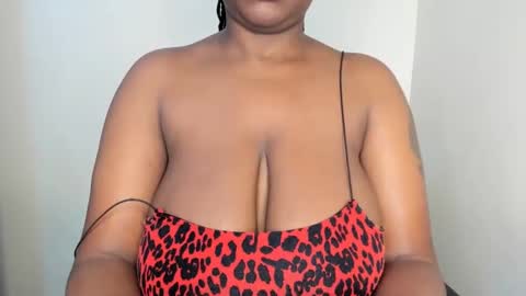 Snapshot of emma_remi chatting on December 4, 2024, 3:37 am emma_remi online show from December 4, 2024, 3:37 am