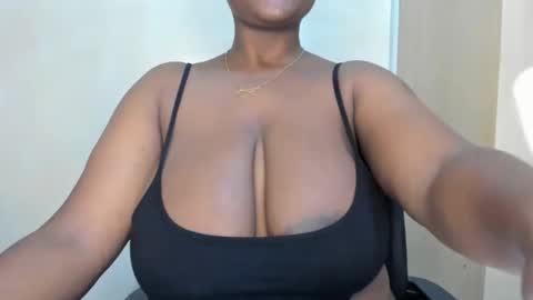 Snapshot of emma_remi chatting on February 23, 2025, 2:25 pm emma_remi online show from February 23, 2025, 2:25 pm