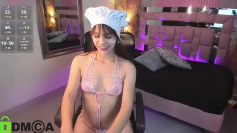 Snapshot of emma_rossi7 chatting on September 14, 2025, 12:48 pm Emma online show from September 14, 2025, 12:48 pm