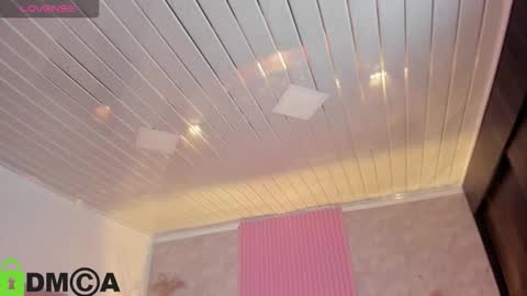 Snapshot of emma_rossi7 chatting on November 5, 2025, 10:04 am Emma online show from November 5, 2025, 10:04 am