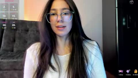 Emma online show from July 28, 2026, 10:53 pm