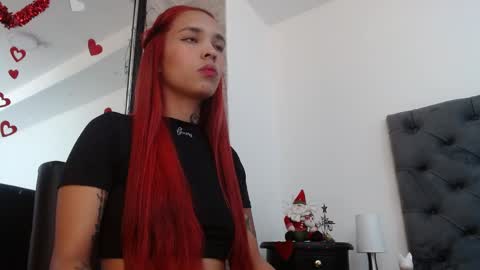 Snapshot of emma_swet1 chatting on April 8, 2026, 11:54 am Emma... online show from April 8, 2026, 11:54 am