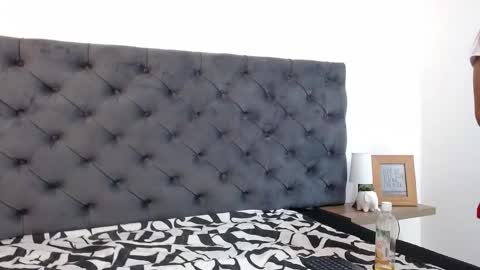 Snapshot of emma_swet1 chatting on April 10, 2026, 11:48 am Emma... online show from April 10, 2026, 11:48 am